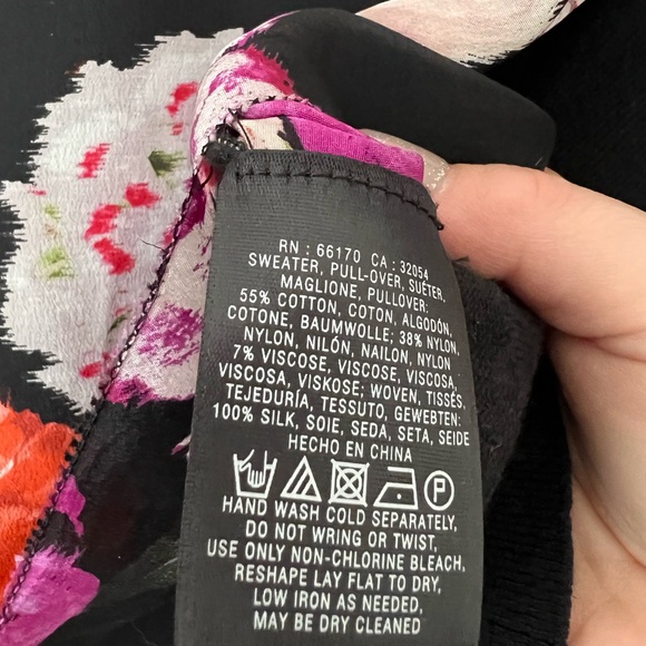 ANTHROPOLOGIE - Moth - Rose Snapshot Sweater - Picture 4 of 5